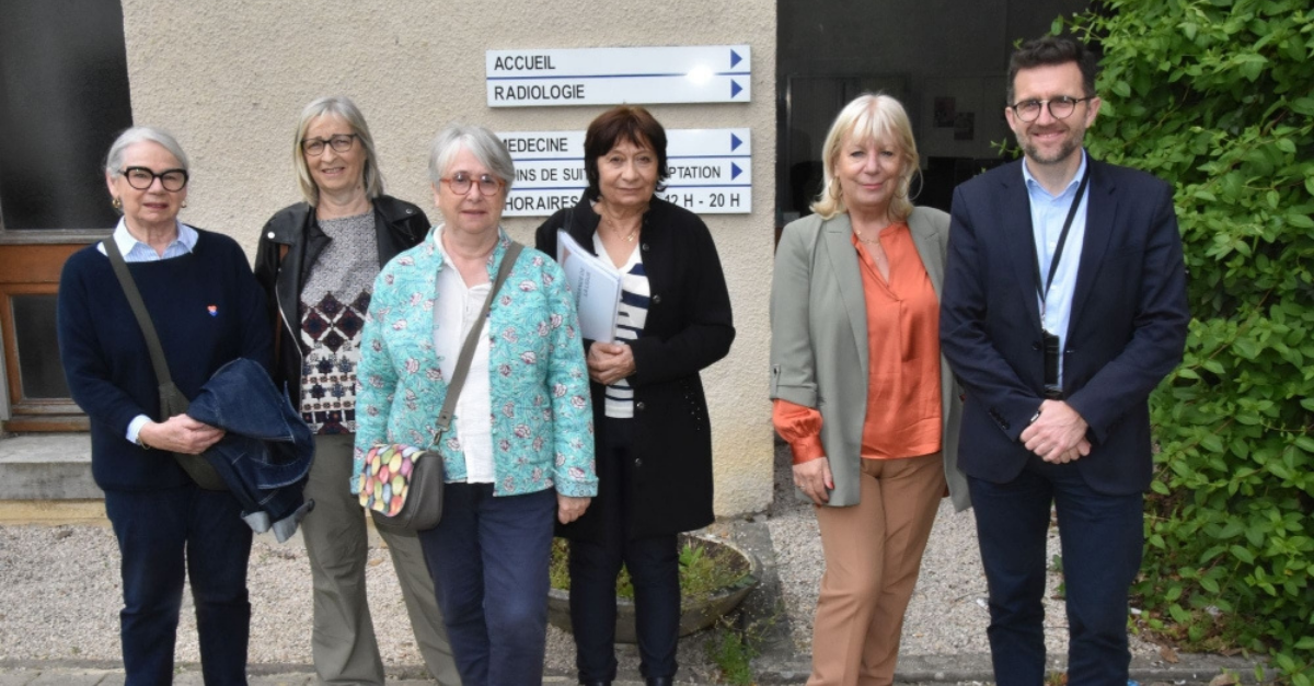 Rencontre avec le directeur du CH lors de l'officialisation de notre installation